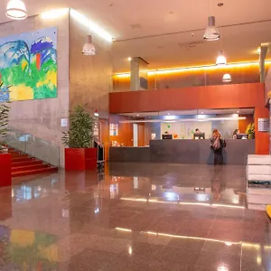 Отель Vip Executive Arts ****