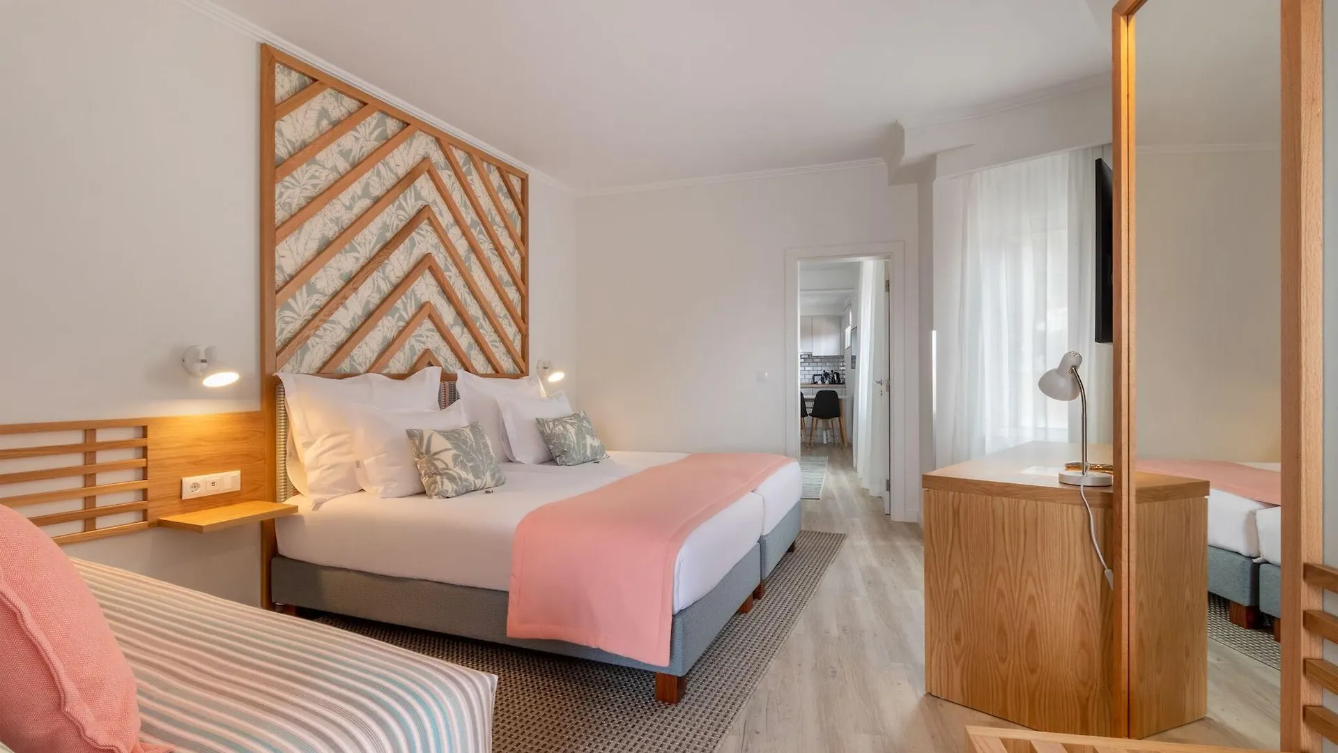 Aqua Natura Bay Porto Moniz 4*,